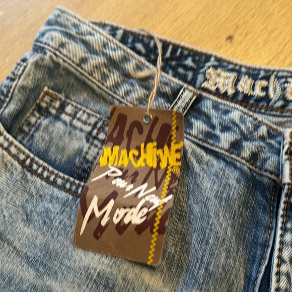 Machine Distressed Jeans NWT Size 29 - Picture 5 of 13